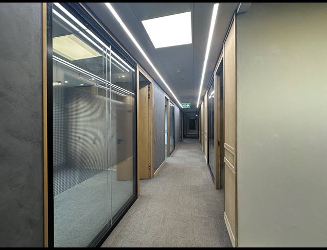 552M² OFFICE TO LET IN SANDTON CENTRAL